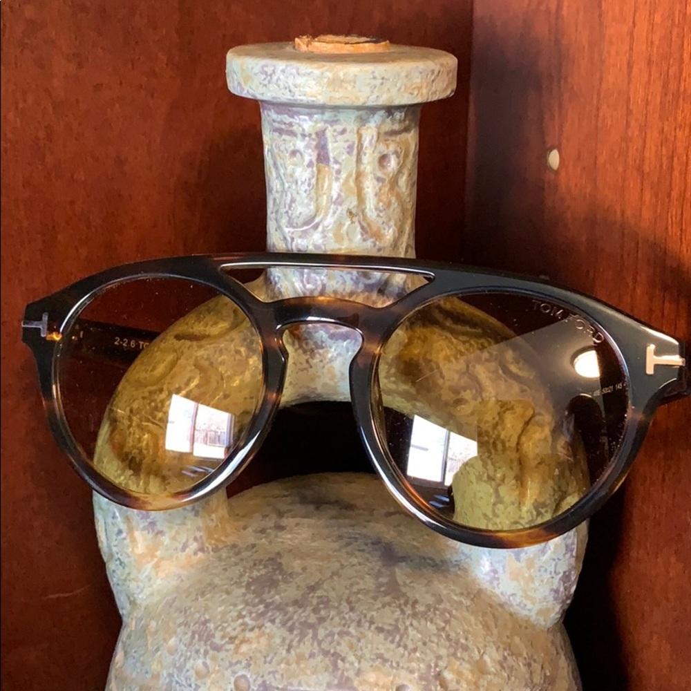 Tom Ford Italian Men’s Clint Tortoise Sunglasses!